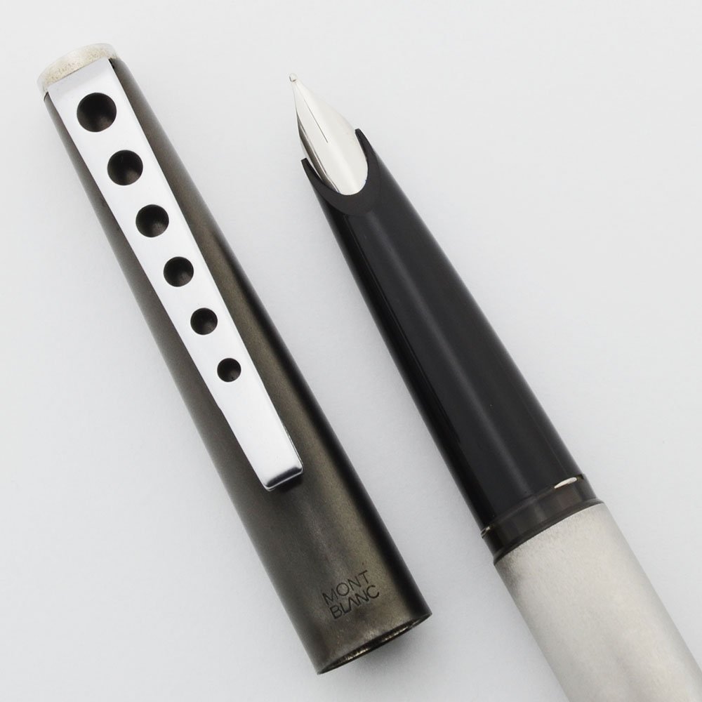 Montblanc Carrera Fountain Pen (1970s) - Black and Silver